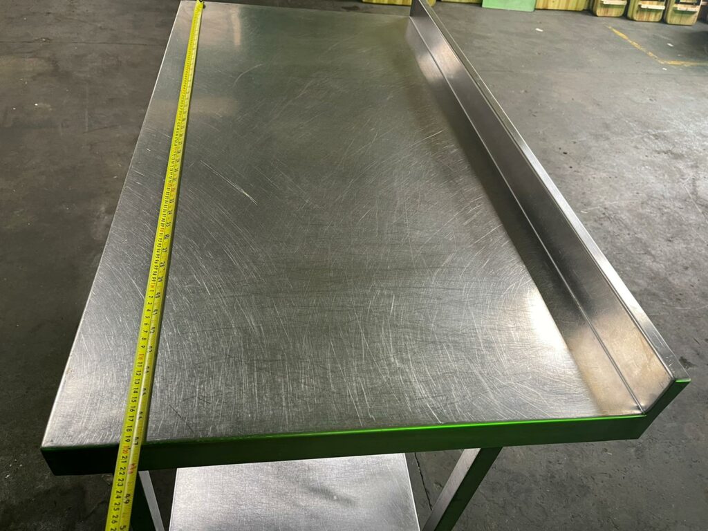 Stainless Steel Prep Table w/ Upstand - 120cm - Grade B