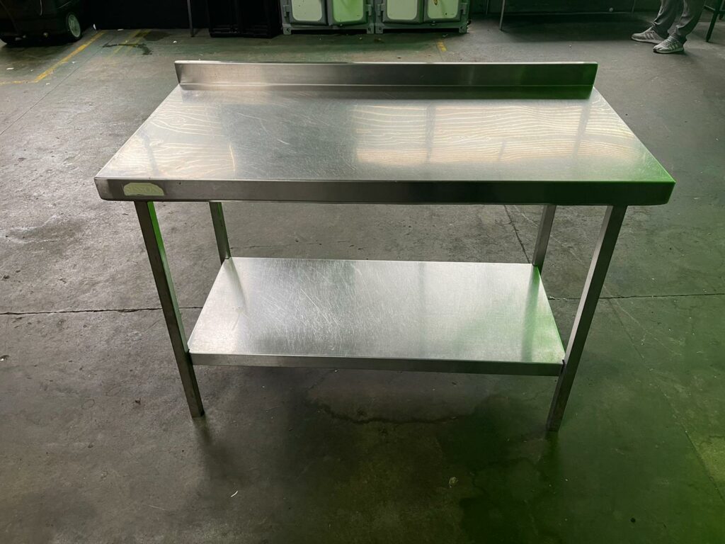Stainless Steel Prep Table w/ Upstand - 120cm - Grade B
